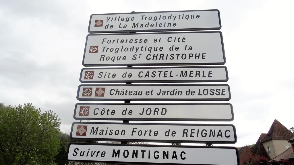 Au Pied Du Chateau - 5 A 11 Personnes - Baignade-Canoe-Piste Cyclable A 100 M Castelnaud La Chapelle Luaran gambar